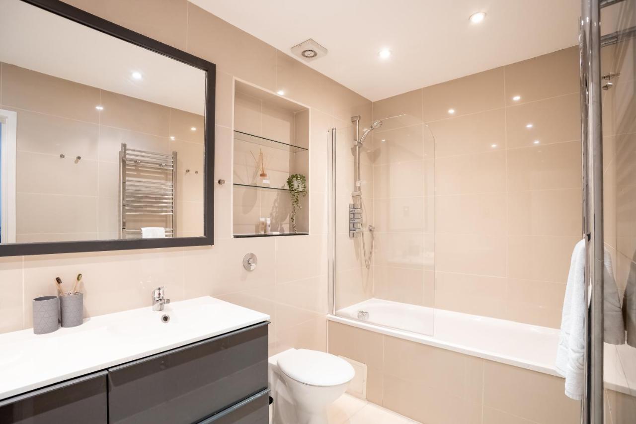 Perfect For Business & Corporate Stays - Three Bed With City View Shoreditch Лондон Екстер'єр фото