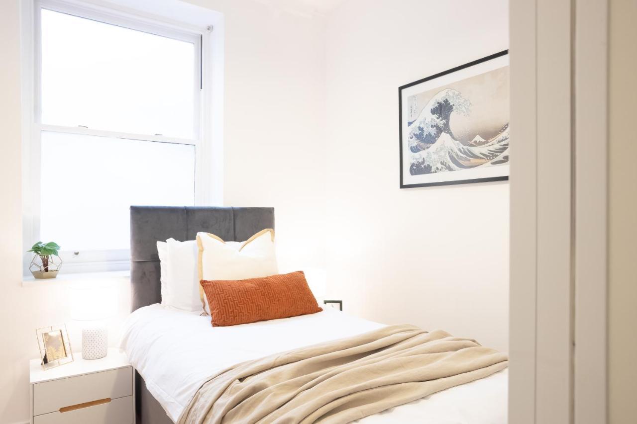 Perfect For Business & Corporate Stays - Three Bed With City View Shoreditch Лондон Екстер'єр фото
