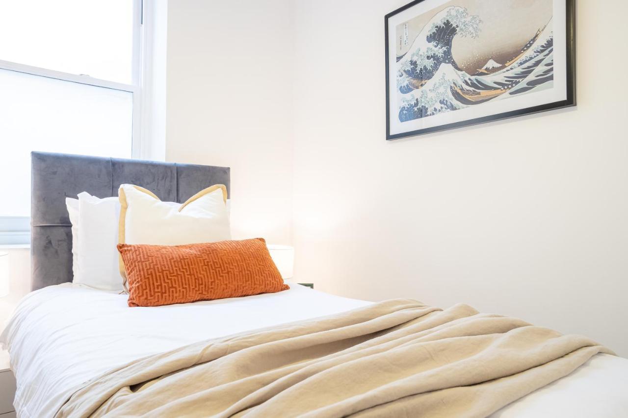 Perfect For Business & Corporate Stays - Three Bed With City View Shoreditch Лондон Екстер'єр фото